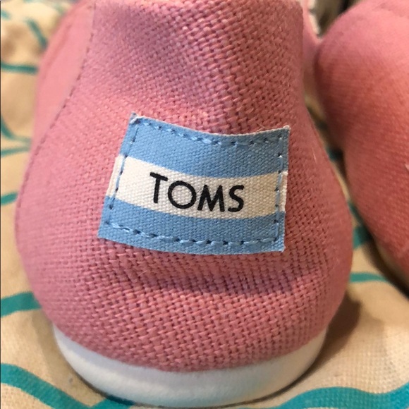 🌟HP 🌟 🛼 Toms 🛼 classic canvas slip-on - Picture 4 of 5